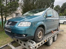 Rozprodám na díly VW Touran 1.6FSI - 1