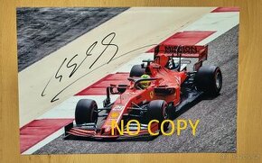 Mick Schumacher F1 Ferrari velké foto 20x30 orig. autogram