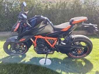 KTM Super Duke 1290 R