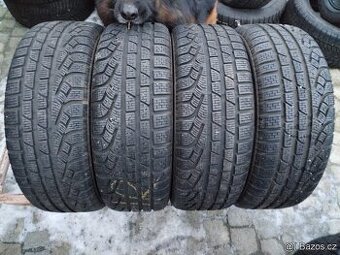 205/50/17 zimni pneu DUNLOP a PIRELLI 205 /50 R17