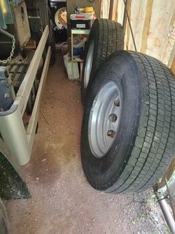 295/80 r22,5 sada