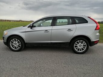 XC60 D5 AWD Summum, 151 kW, DZ7046_2009 Prodej