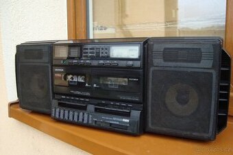 Radiomagnetofon Boombox- Universum
