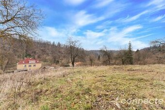 Prodej stavebního pozemku 2 282 m2 - Český Šternberk