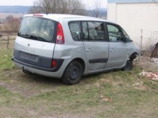 Prodám díly na Renault Espace 1.9DCI 2003