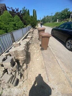 Poptávka na opravy asfaltu – cca 250 m²
