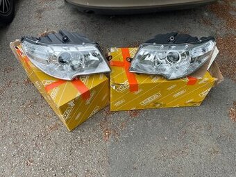 Přední světla Škoda Superb 2