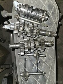 Yamaha XT SR 500 převodovka