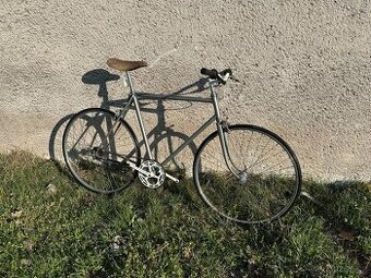 Silniční kolo Favorit / Retro kolo