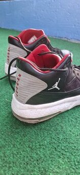 Jordan Max Aura 2