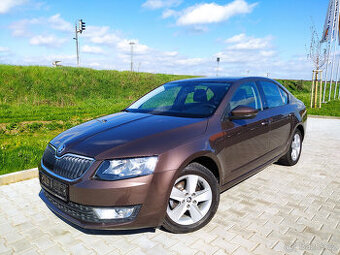 Škoda Octavia 1.2 TSi, navi, tempo, BT, park. senzory
