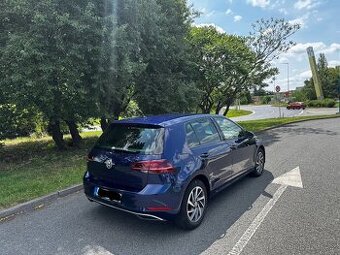 Volkswagen Golf 1.4 TSI 92kw, Nehavarováno, Virtual, Výbava