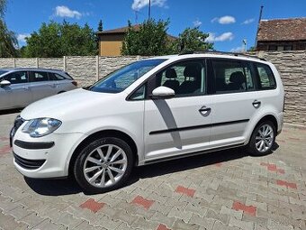 Volkswagen Touran, 1,9TDi, prav.servis,2x kola