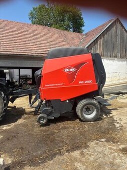 Prodám Lis na kulaté balíky Kuhn VB 2160