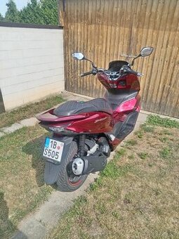 PCX 125