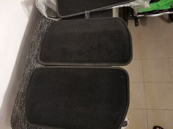 Opěrka nohou „Lounge Step‘‘ černá