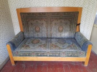 Starozitny divan