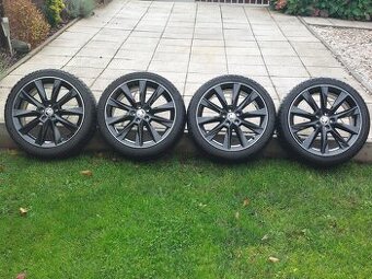 17" alu kola Škoda 5x100 model Savio + zimni pneu 215/40