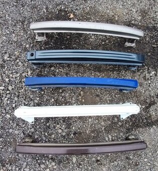 Výstuha zadního nárazníku Škoda