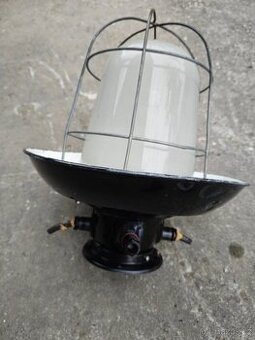 Industrialni tovarni retro svetla