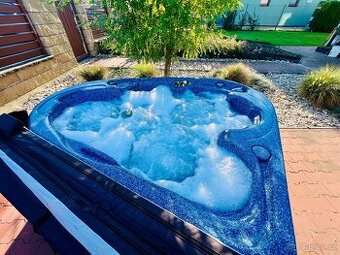 Vířivka, záruka, zateplená, 2 osoby