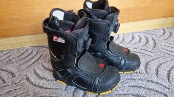 Détské snowboardové boty 21,5