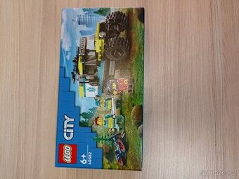 LEGO City 40582  Terénní sanitka 4×4