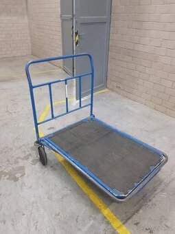 manipulační vozík