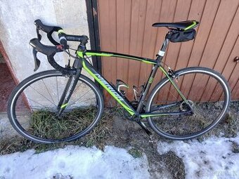 Silniční kolo Merida