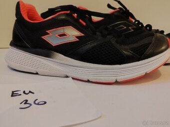 Dámské/dětské sportovní boty Lotto – vel. 36