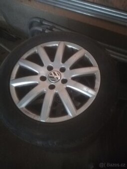 VW originál r16 5x112 kola letní pneu