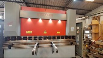 Korpleg - PCN3160 - CNC  ovládaný ohraňovací lis