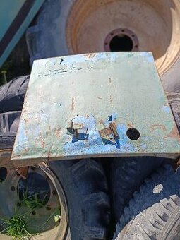 Prodám masku Zetor Crystal