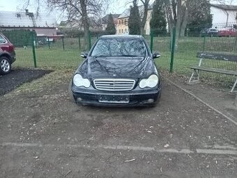 Mercedes Benz W203