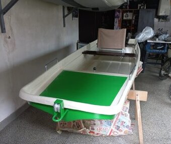 Laminátová pramice, Laminátová loď