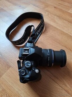 Zrcadlovka Olympus E520