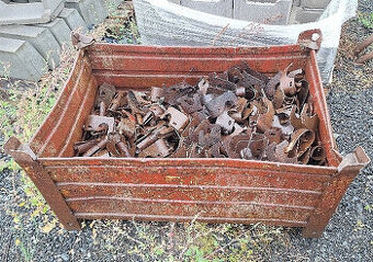 Prodám spojky na trubkové lešení