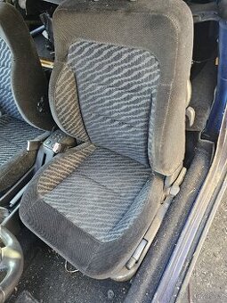 Sedačky peugeot 306 cabrio / GTI