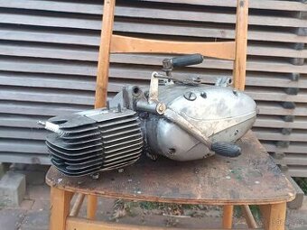 Funkční motor Jawa 50