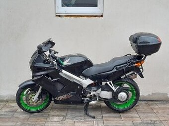 Honda VFR 800FI, výborný stav, po velkém servisu SLEVA