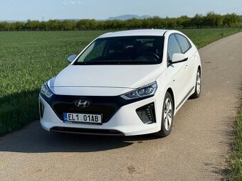Hyundai IONIQ elektro 28kWh najeto 54T km DPH