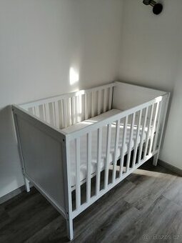 Postýlka IKEA SUNDVIK