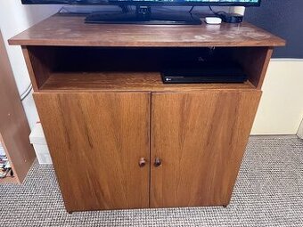 Komoda (pod TV)