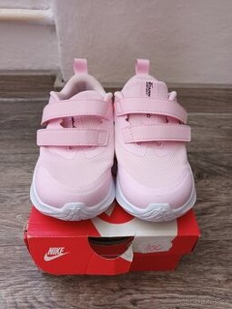 Nové holčičí růžové tenisky Nike, vel. 26