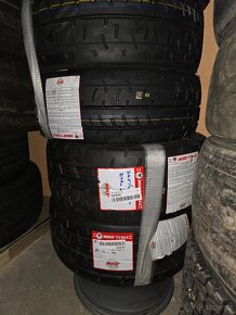 Rally slick pneumatiky R15 homologace na silnici