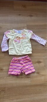 Krasne tricko adidas a kratasy, vel. 6-9 mesicu.