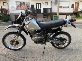 Suzuki DR 125, rok 1996, na díly