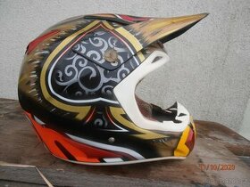 PRODÁM helmu na motokros - 1