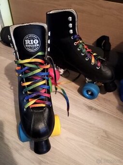 Trekové brusle Rio