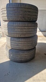 Letni pneu Pirelli Pzero, 285/45 R21 113Y, RFT